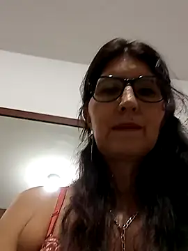 Snapshot of swity_foster chatting on October 10, 2025, 8:48 am swity foster online show from October 10, 2025, 8:48 am