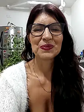 Snapshot of swity_foster chatting on February 22, 2026, 8:06 am swity foster online show from February 22, 2026, 8:06 am