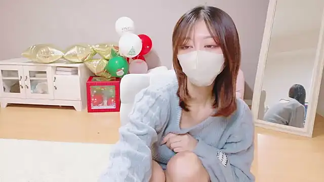 Yuna-ch online show from January 8, 2026, 7:14 am