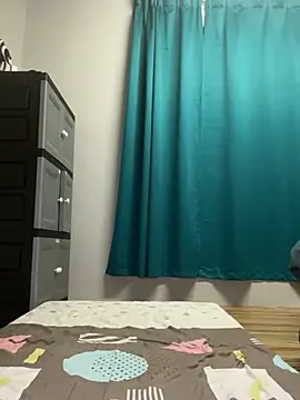 melyiaaa online show from March 24, 2026, 2:17 pm