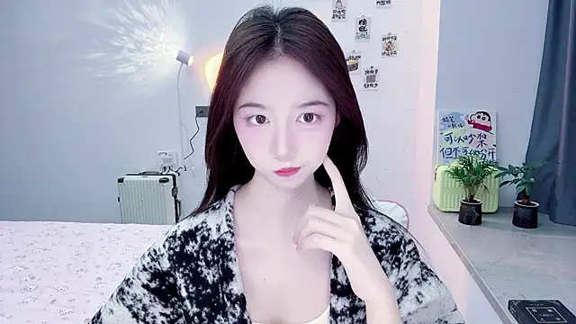 Snapshot of suger-TT chatting on November 24, 2025, 11:54 am suger-TT online show from November 24, 2025, 11:54 am