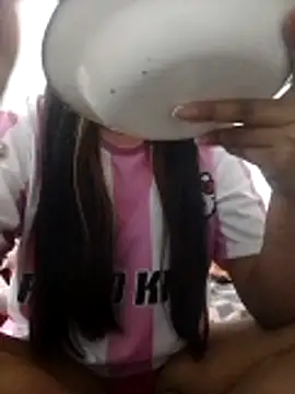 EdithGame online show from April 14, 2026, 6:35 pm