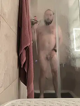 Snapshot of Ole_Plus chatting on December 3, 2025, 6:57 am Ole Plus online show from December 3, 2025, 6:57 am