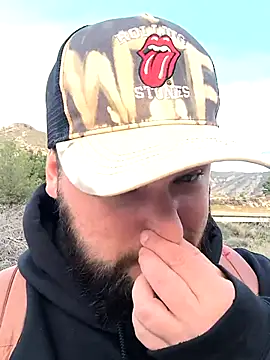 Snapshot of Ole_Plus chatting on November 7, 2025, 4:22 pm Ole Plus online show from November 7, 2025, 4:22 pm