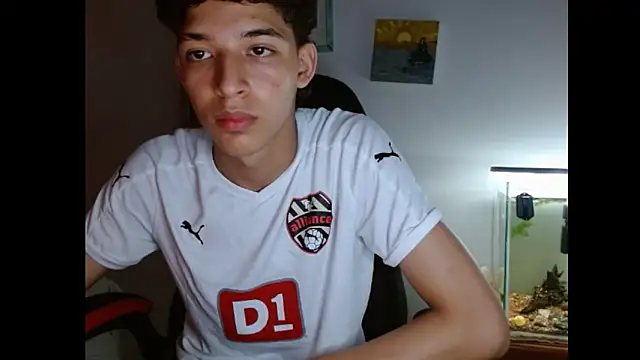 Snapshot of Xtremeplay_18 chatting on October 21, 2025, 10:31 pm Xtremeplay 18 online show from October 21, 2025, 10:31 pm