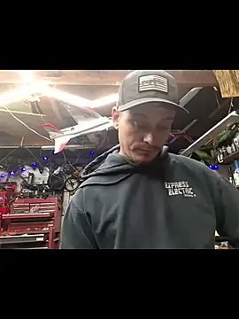 twistafatpipe online show from January 13, 2026, 6:28 am