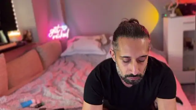 Secret Lovers1 online show from May 1, 2026, 7:52 pm