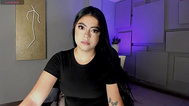 Snapshot of NataliaGaret chatting on May 26, 2026, 10:35 am NataliaGaret online show from May 26, 2026, 10:35 am