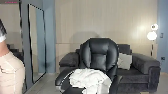 NataliaGaret online show from January 9, 2026, 1:56 am