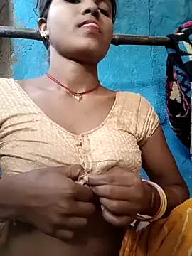 Snapshot of Harini_Gautam chatting on November 9, 2025, 8:51 am Harini Gautam online show from November 9, 2025, 8:51 am