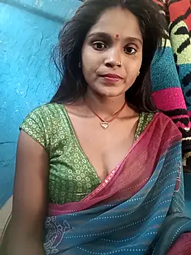 Snapshot of Harini_Gautam chatting on November 18, 2025, 6:39 am Harini Gautam online show from November 18, 2025, 6:39 am