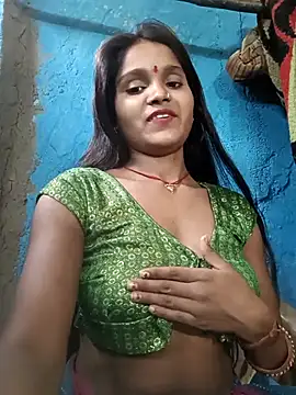 Snapshot of Harini_Gautam chatting on November 2, 2025, 6:18 am Harini Gautam online show from November 2, 2025, 6:18 am