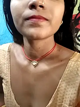 Snapshot of Harini_Gautam chatting on November 4, 2025, 7:01 am Harini Gautam online show from November 4, 2025, 7:01 am