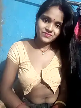 Snapshot of Harini_Gautam chatting on November 4, 2025, 7:06 pm Harini Gautam online show from November 4, 2025, 7:06 pm