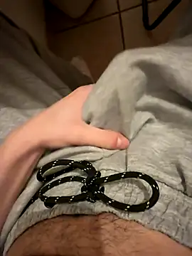 Dicksxd online show from November 16, 2025, 10:13 pm