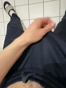 Dicksxd online show from March 26, 2026, 9:02 pm