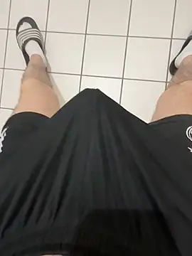 Dicksxd online show from April 20, 2026, 9:27 pm