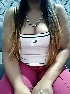 siya00 online show from November 10, 2025, 8:47 pm