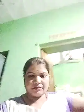 Snapshot of Bhavna_hot chatting on September 24, 2025, 4:35 pm Bhavna hot online show from September 24, 2025, 4:35 pm