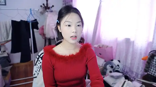 yao-yao  online show from December 20, 2025, 4:15 am