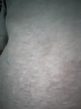 Minu Cam online show from November 6, 2025, 4:11 pm