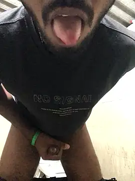 kavi1q1 online show from January 10, 2026, 12:17 am