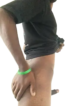 kavi1q1 online show from November 19, 2025, 1:16 am