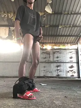 kavi1q1 online show from November 1, 2025, 1:12 am