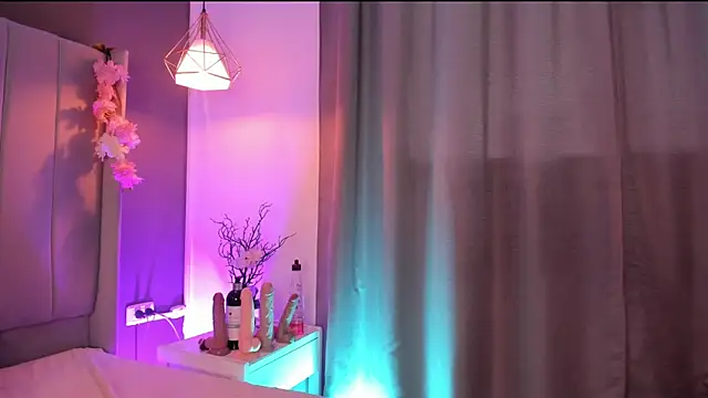 valeria rouse28 online show from December 16, 2025, 10:47 pm