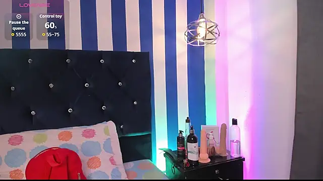 valeria rouse28 online show from October 5, 2025, 5:25 pm