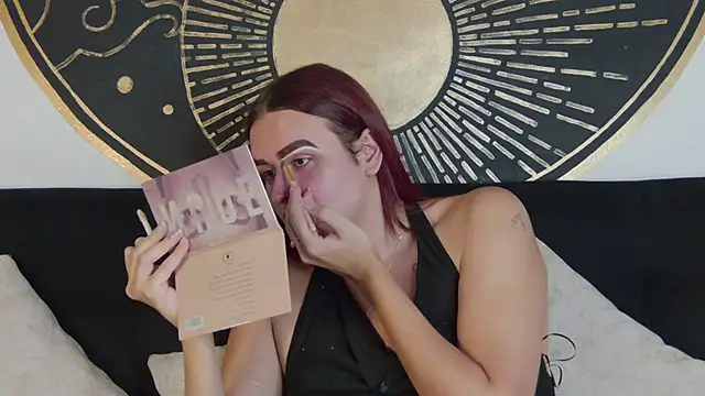 Maylu Fox online show from September 8, 2025, 2:38 pm