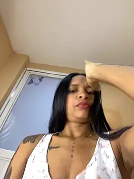 Luna025 online show from November 18, 2025, 11:02 am