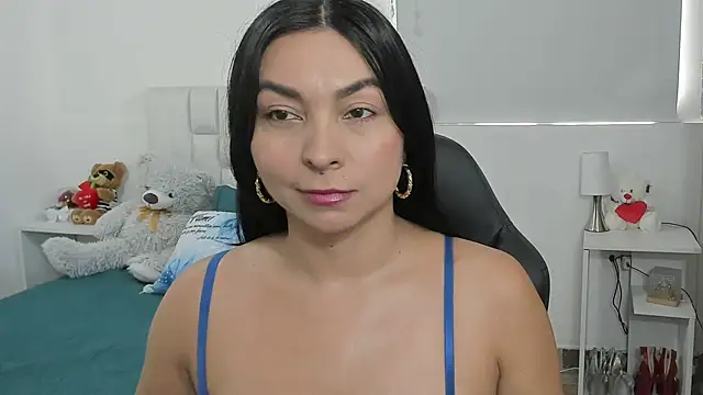 Snapshot of Ms_milarose chatting on July 18, 2026, 7:00 pm Ms milarose online show from July 18, 2026, 7:00 pm