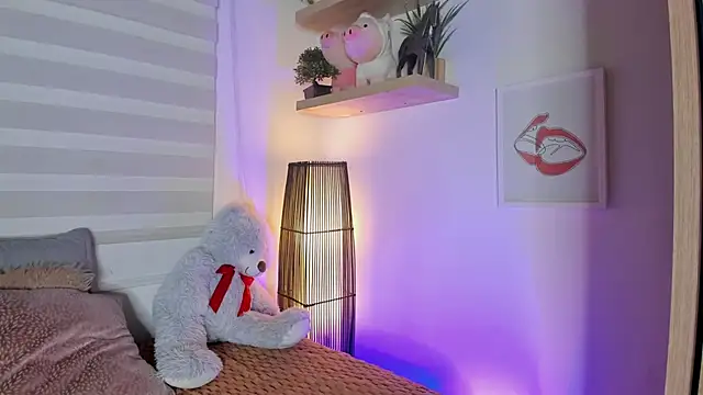 sara madrid online show from April 19, 2026, 12:39 pm