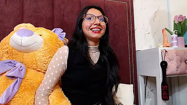 Snapshot of VioletxBloom chatting on September 25, 2025, 11:11 pm VioletxBloom online show from September 25, 2025, 11:11 pm