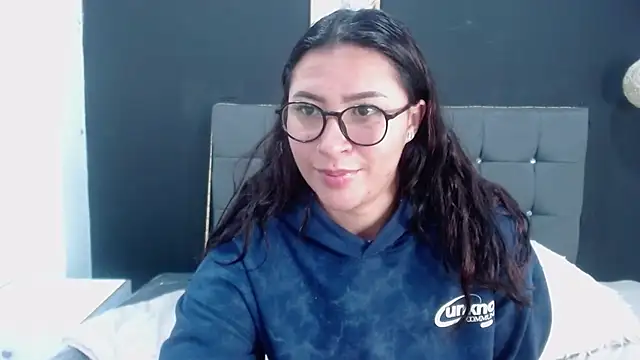 Snapshot of nicolee_8 chatting on September 27, 2025, 11:16 am nicolee 8 online show from September 27, 2025, 11:16 am