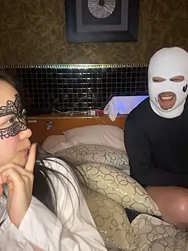 Snapshot of NENEandOJI chatting on December 16, 2025, 1:15 pm NENEandOJI online show from December 16, 2025, 1:15 pm