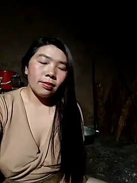 quynhkoolbae online show from February 12, 2026, 1:33 pm