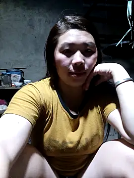 quynhkoolbae online show from November 9, 2025, 12:42 pm