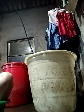 quynhkoolbae online show from April 19, 2026, 1:01 pm