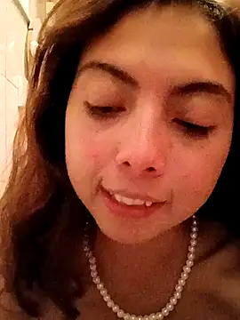 MoonBlueSex online show from September 19, 2025, 4:05 am