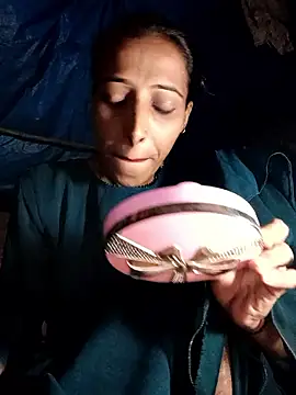 Snapshot of Pinki_thakur_1 chatting on October 13, 2025, 6:20 pm Pinki thakur 1 online show from October 13, 2025, 6:20 pm