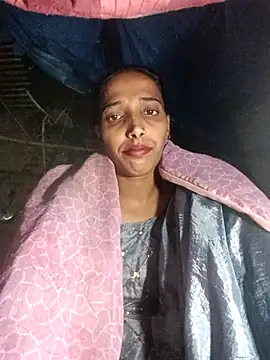 Snapshot of Pinki_thakur_1 chatting on October 2, 2025, 6:22 pm Pinki thakur 1 online show from October 2, 2025, 6:22 pm