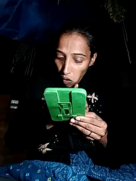 Snapshot of Pinki_thakur_1 chatting on October 29, 2025, 4:50 pm Pinki thakur 1 online show from October 29, 2025, 4:50 pm