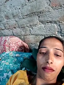 Snapshot of Pinki_thakur_1 chatting on November 2, 2025, 8:19 am Pinki thakur 1 online show from November 2, 2025, 8:19 am