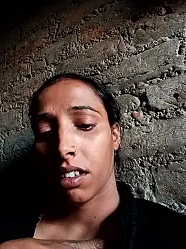 Snapshot of Pinki_thakur_1 chatting on November 29, 2025, 5:40 am Pinki thakur 1 online show from November 29, 2025, 5:40 am