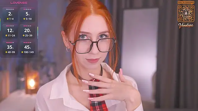 Snapshot of Venelopa chatting on November 21, 2025, 3:11 pm Venelopa online show from November 21, 2025, 3:11 pm