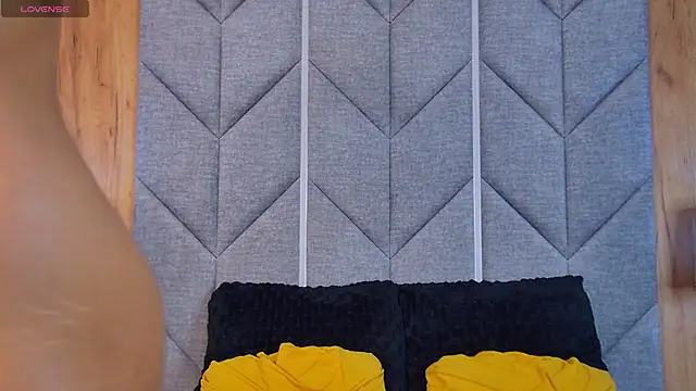 Kimberlymav online show from October 4, 2025, 3:19 am