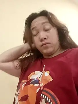 Snapshot of miumiu_00 chatting on December 16, 2025, 10:47 pm miumiu 00 online show from December 16, 2025, 10:47 pm