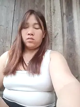 miumiu 00 online show from April 19, 2026, 10:56 pm